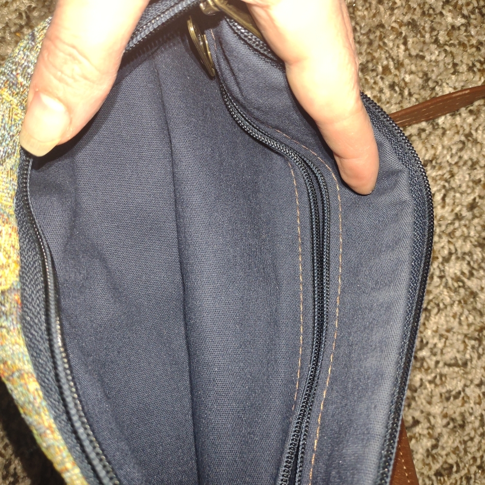 Purse - Picture 2 of 2